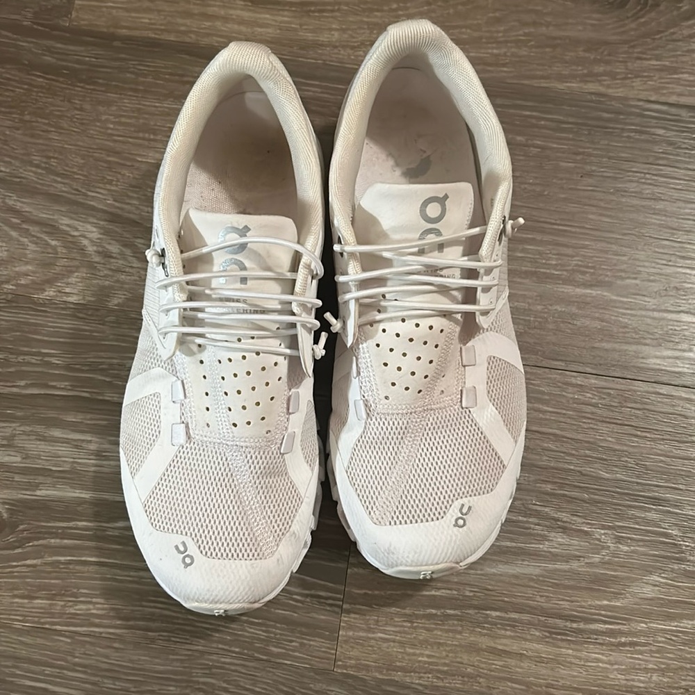 Women’s on clouds